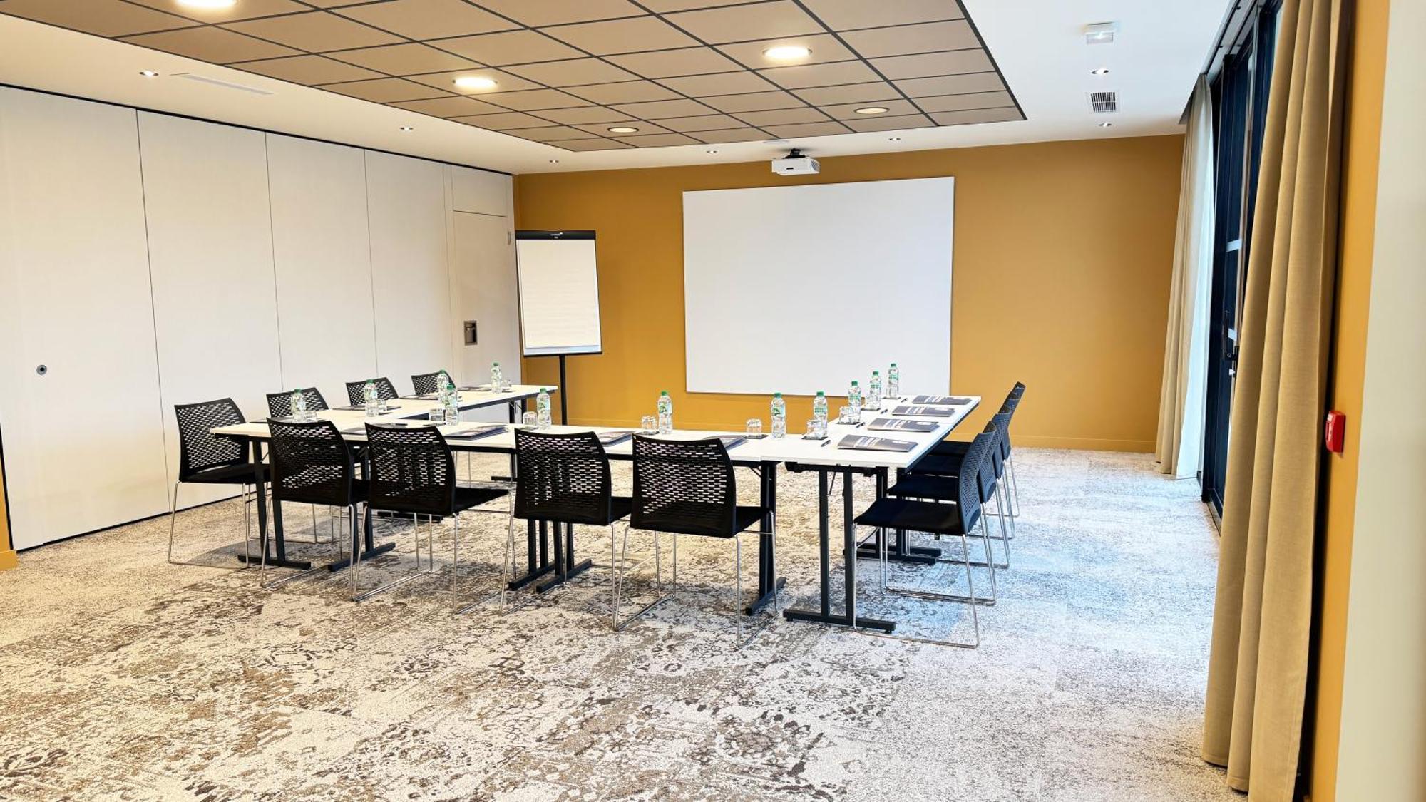Kyriad Prestige Compiegne Jaux Zewnętrze zdjęcie